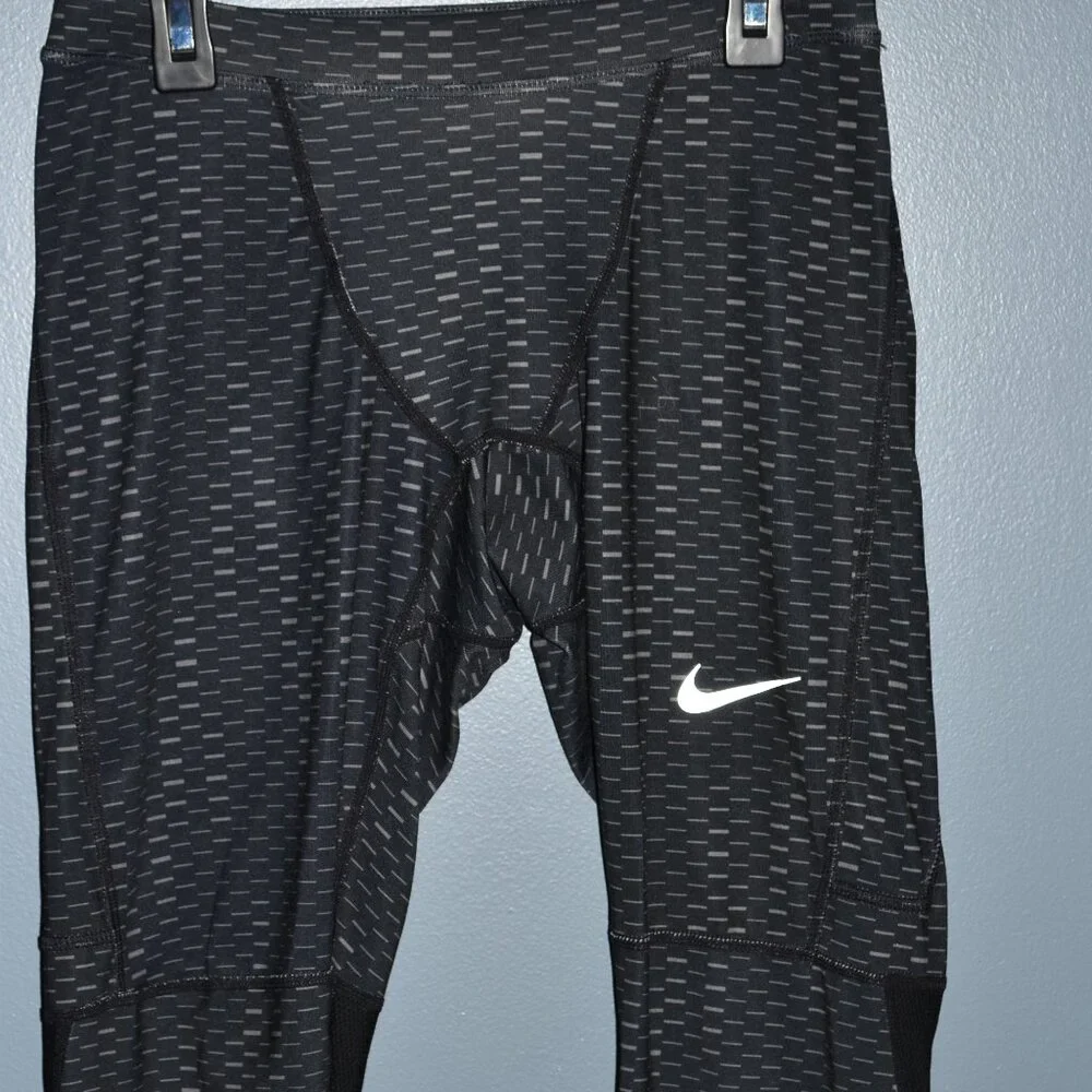 Nike Dri-Fit running tights size Small‎